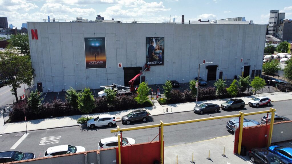 Netflix large banner installation