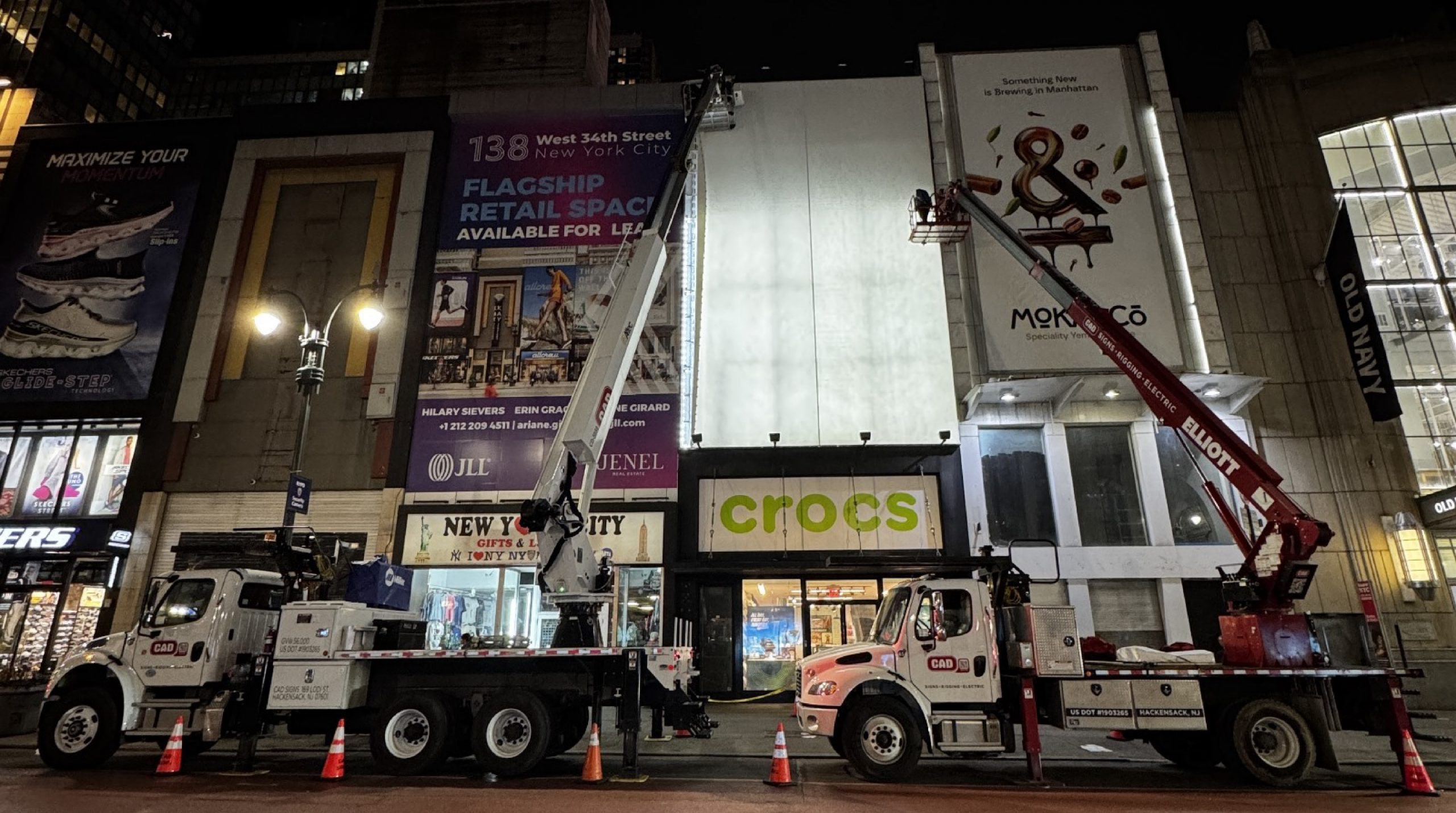 Banner sign Installation - NYC